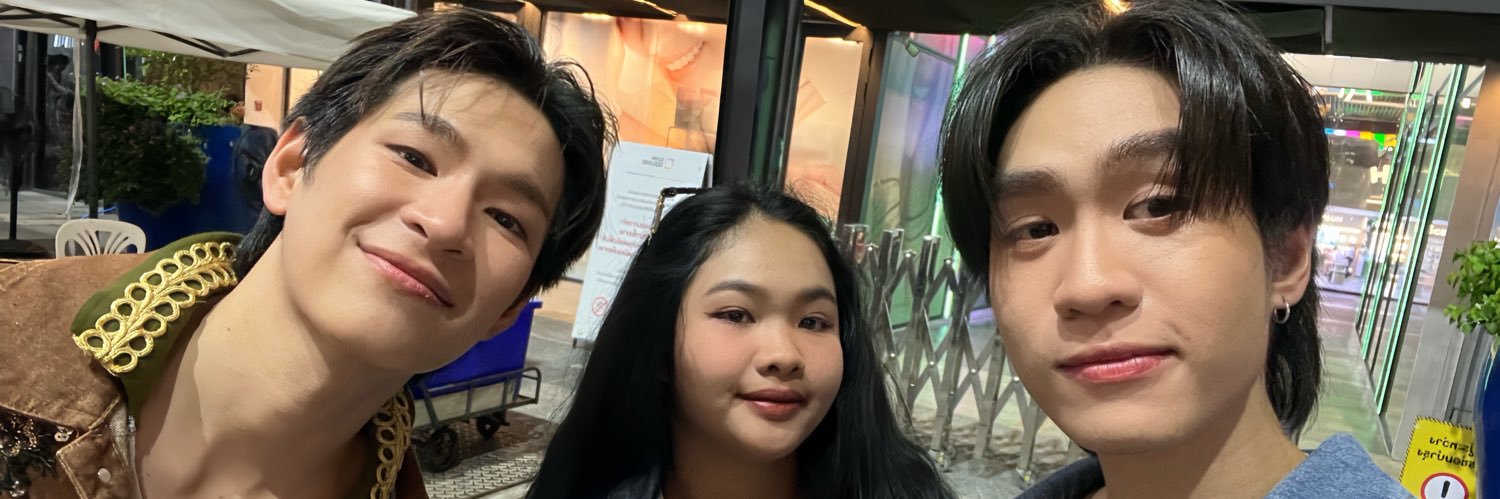 mmenaass's profile banner image