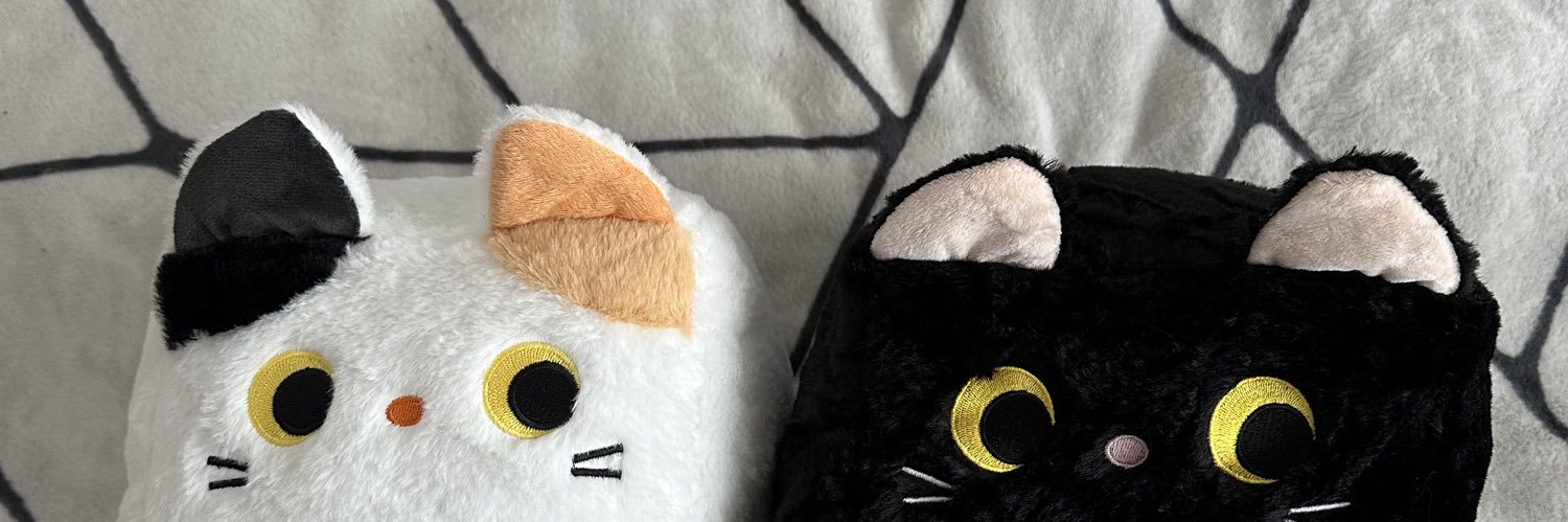 sweetadmi's profile banner image
