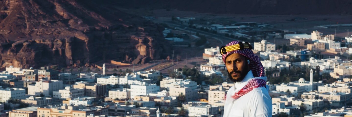 Aziz Alula عزيز العلا banner