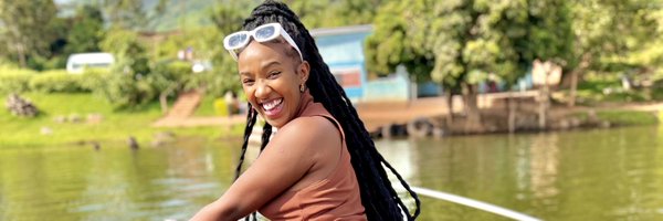 SharonHigaa Profile Banner