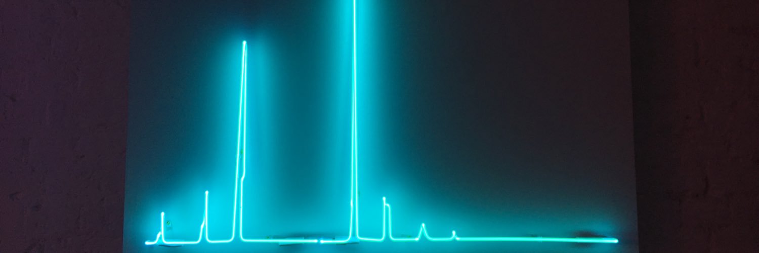 Laurie_Gi's profile banner image