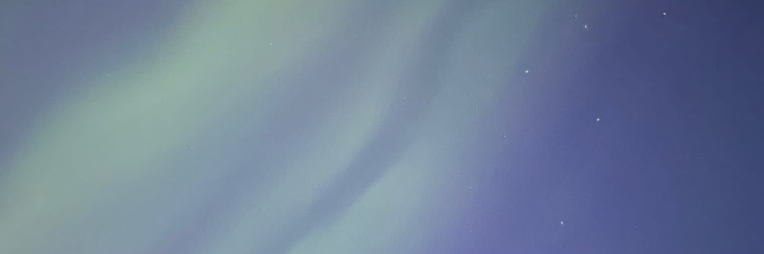 llookyee_'s profile banner image