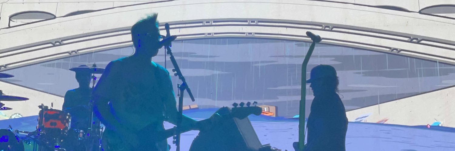carlacabello's profile banner image