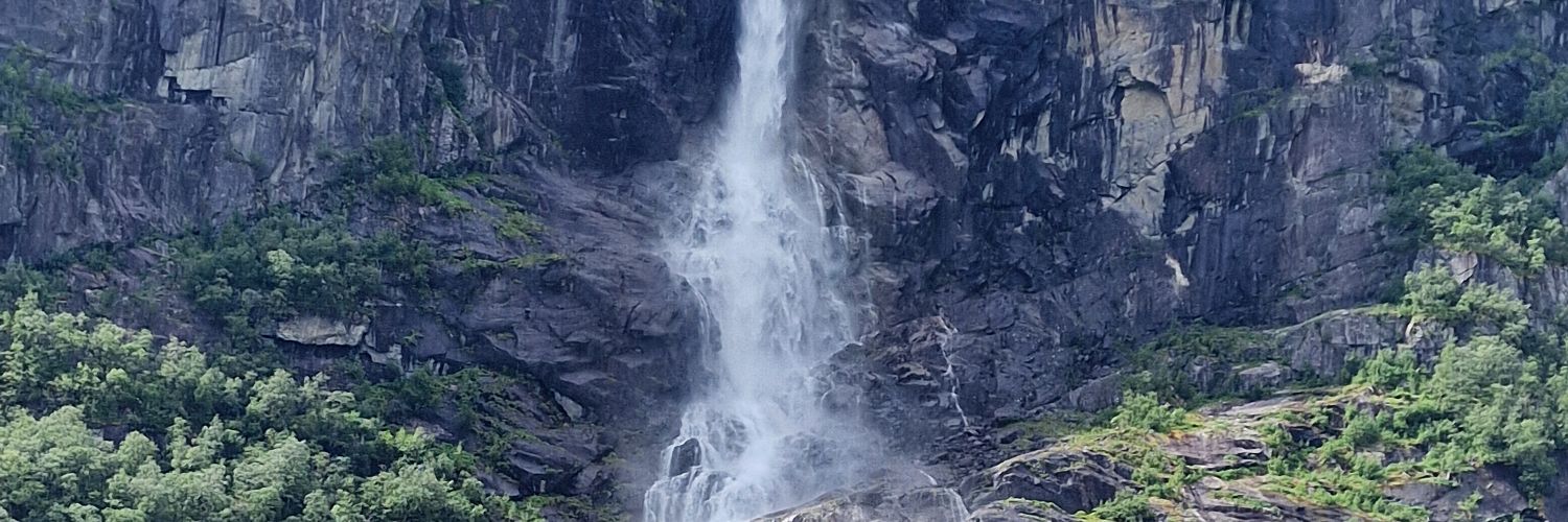 praybould's profile banner image