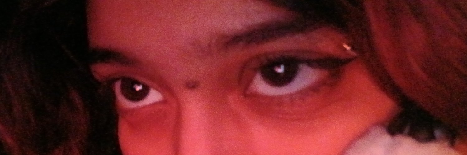 Lesheee_'s profile banner image