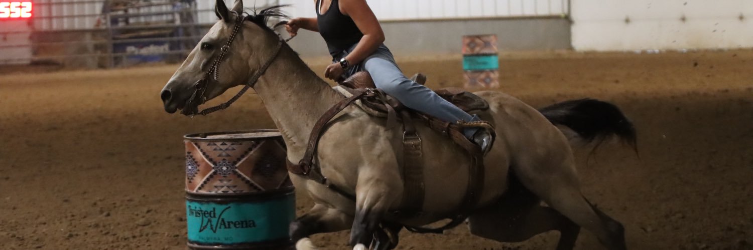 Chloe_Marie_7's profile banner image