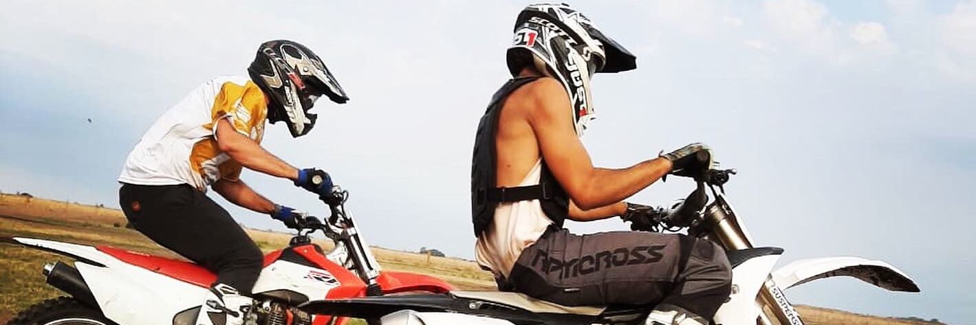 LuuchooV's profile banner image