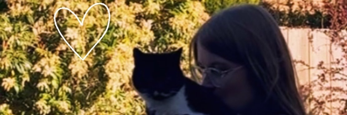 mayaonthemoon17's profile banner image