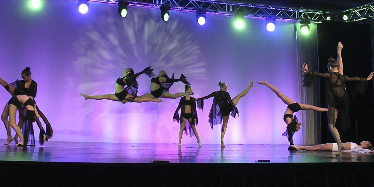 ElizabethsDance's profile banner image