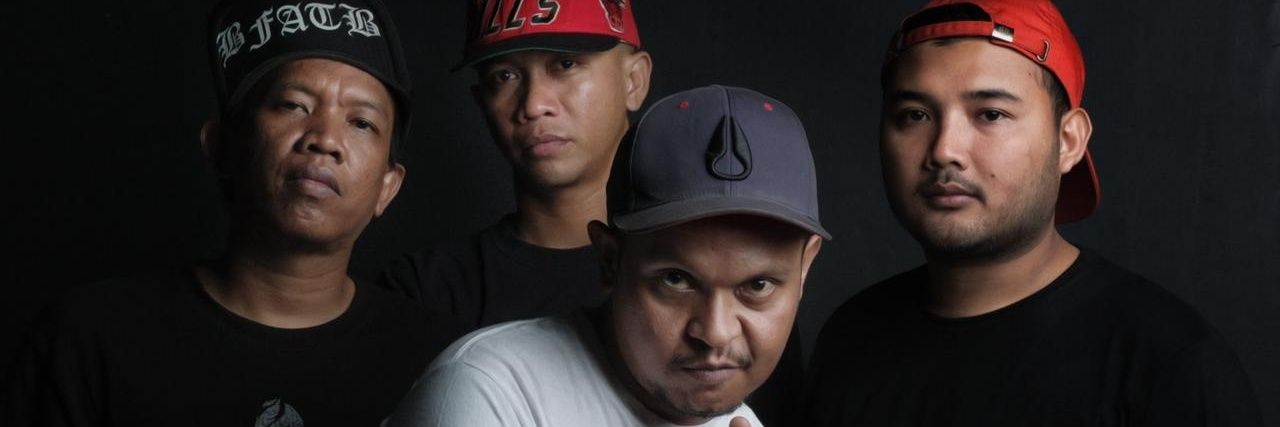 SECRET WEAPON banner