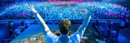 P0NAGASS0's profile banner image