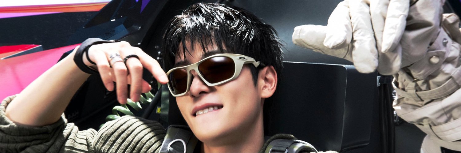 zjaenoo's profile banner image