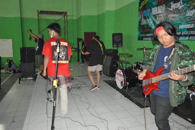 THINKING BACK HC banner