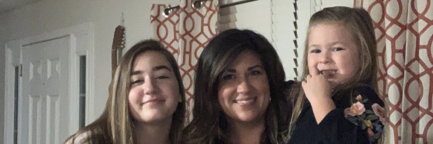 Mrs. T. Uria 🇵🇷 banner