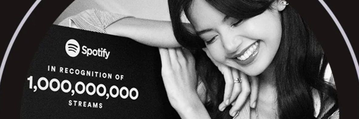 น้องลิซยืนหนึ่ง's banner