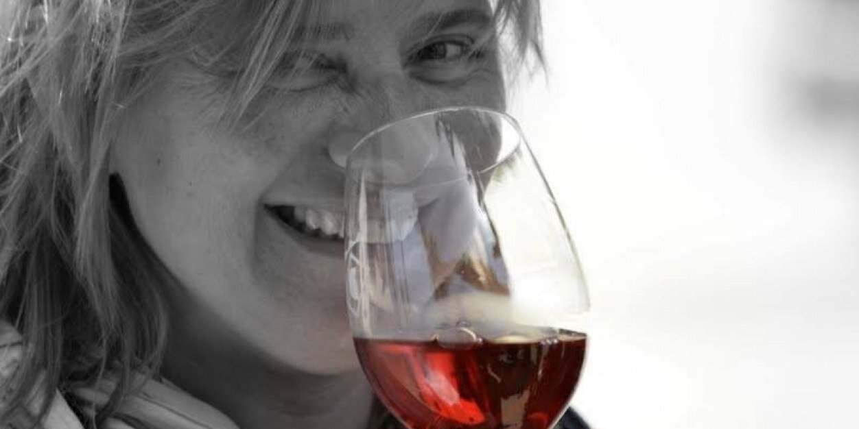 alellarosa's profile banner image