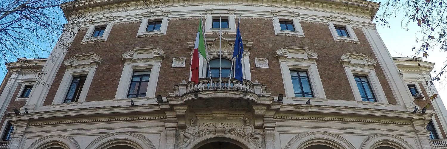 Ministero delle Infrastrutture e dei Trasporti's banner