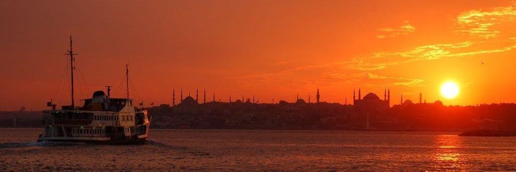 AliiKya's profile banner image