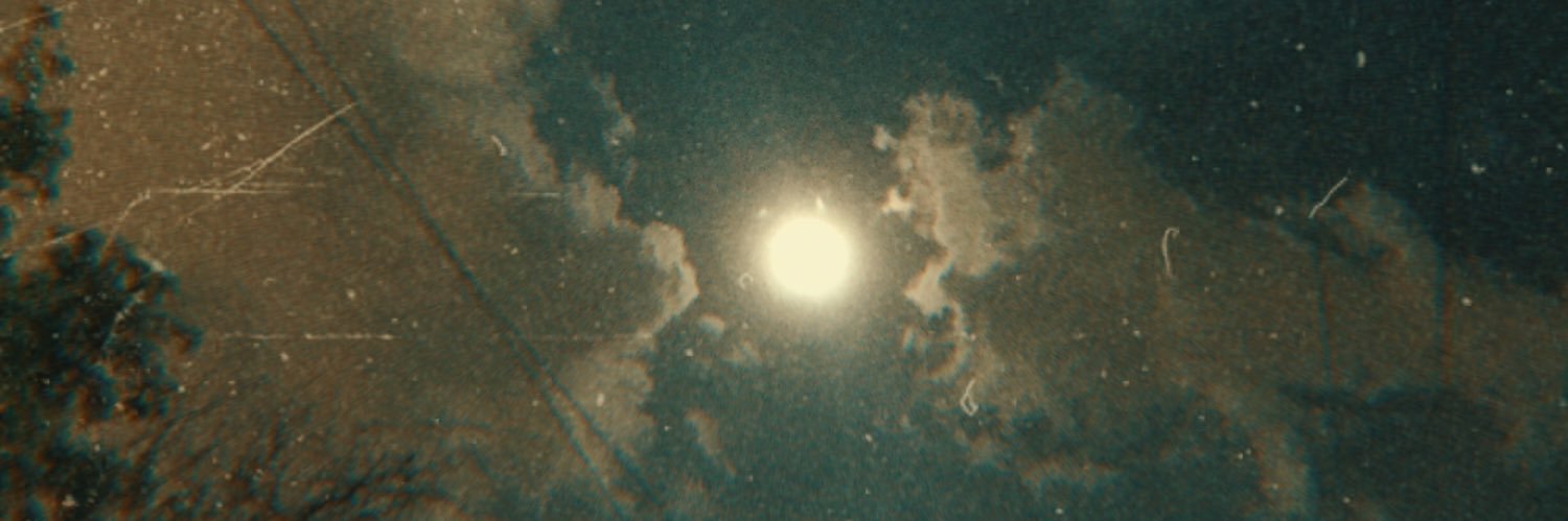 leslie_radillo's profile banner image