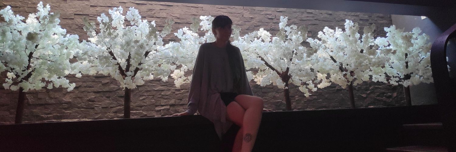 AnnieXfloop's profile banner image