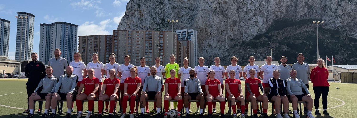 Dr Tom Doncom banner