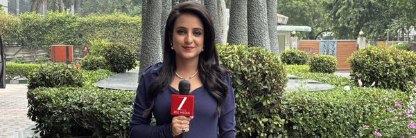 ojha_deepikaa Profile Banner