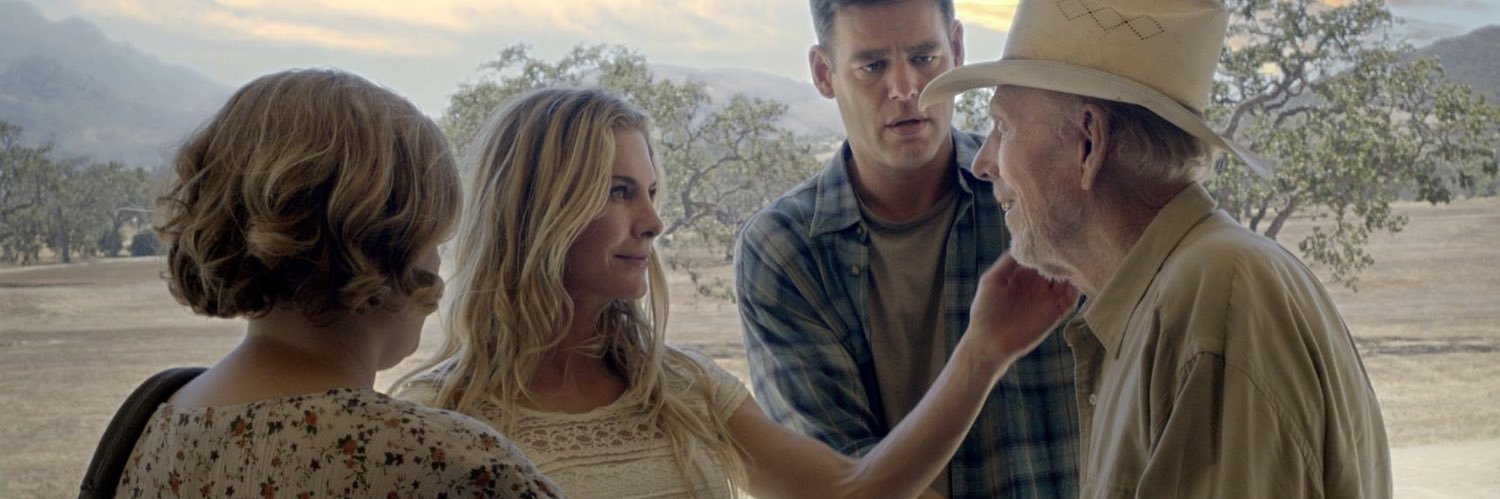 Kelly Greyson banner