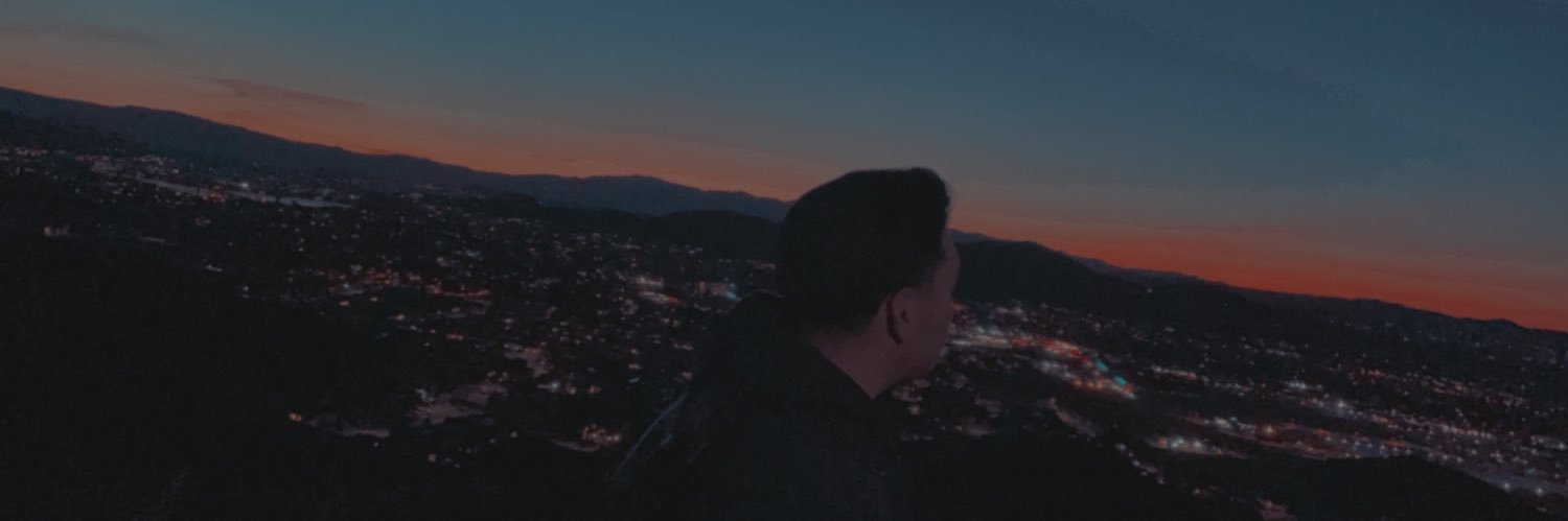 Mari_yyo's profile banner image