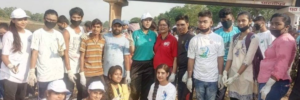 Nss Dp vipra College Bilaspur banner