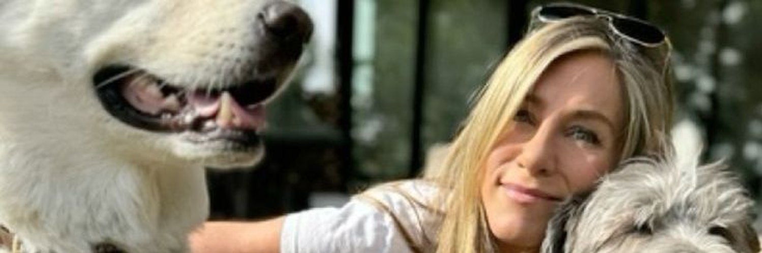 Jennifer Aniston banner