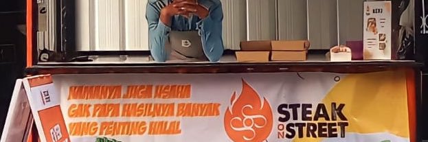 coretan pensil banner