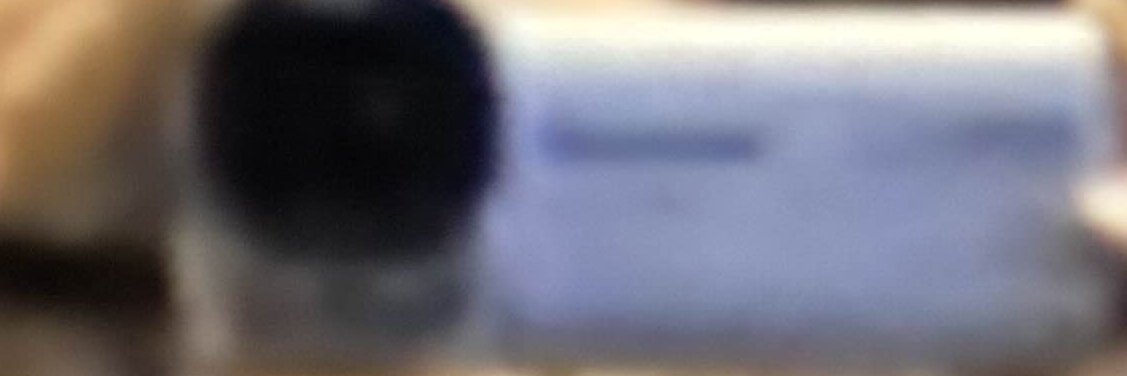 qzyi's profile banner image