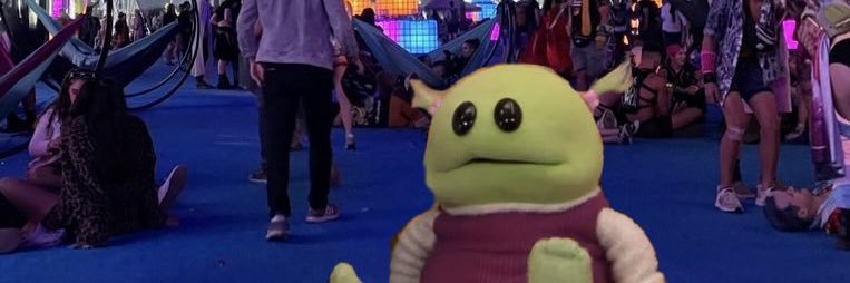 allicarrr's profile banner image
