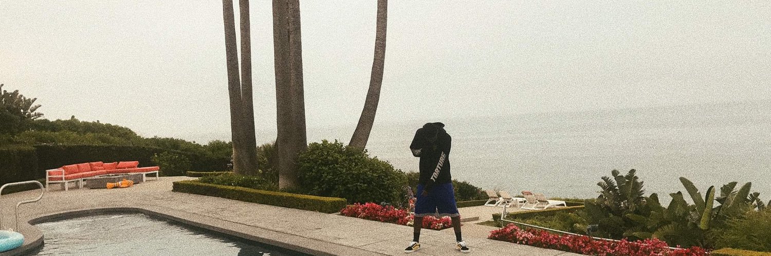 LesM_'s profile banner image