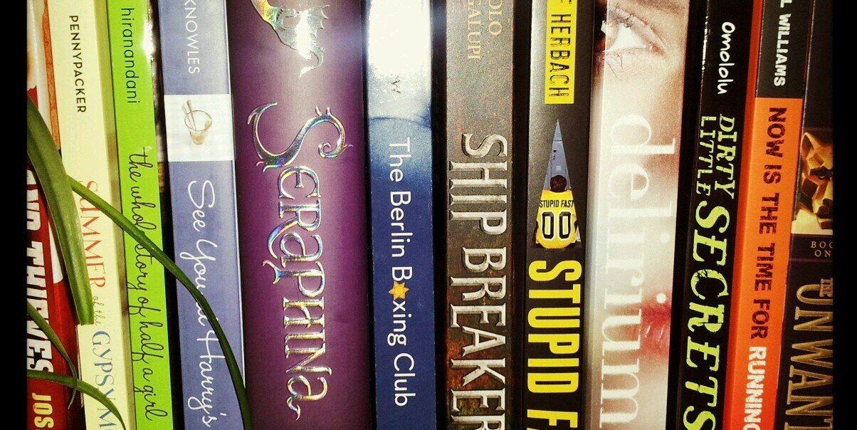 librarian616's profile banner image