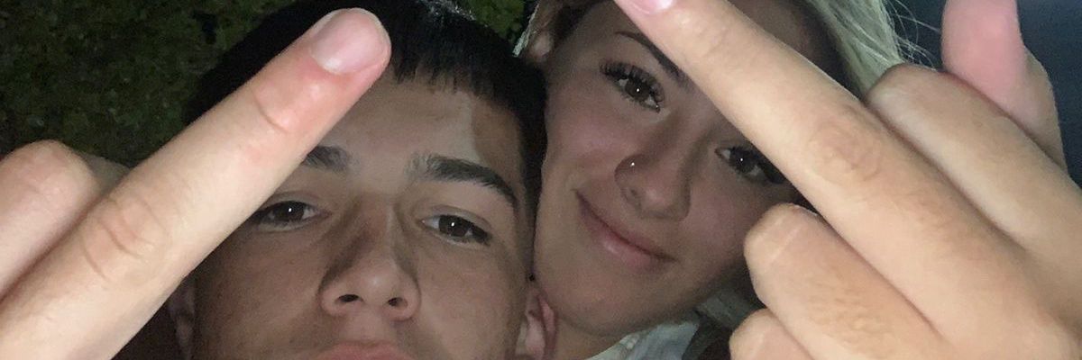 valeee_torreees's profile banner image