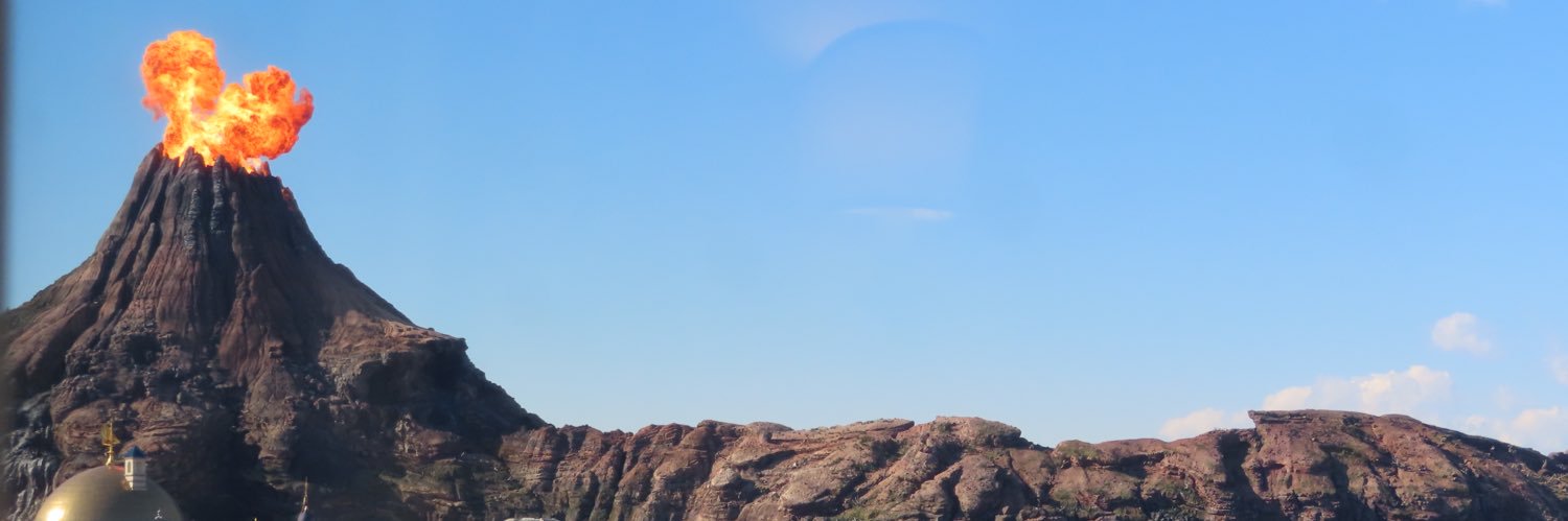 cha_co852's profile banner image