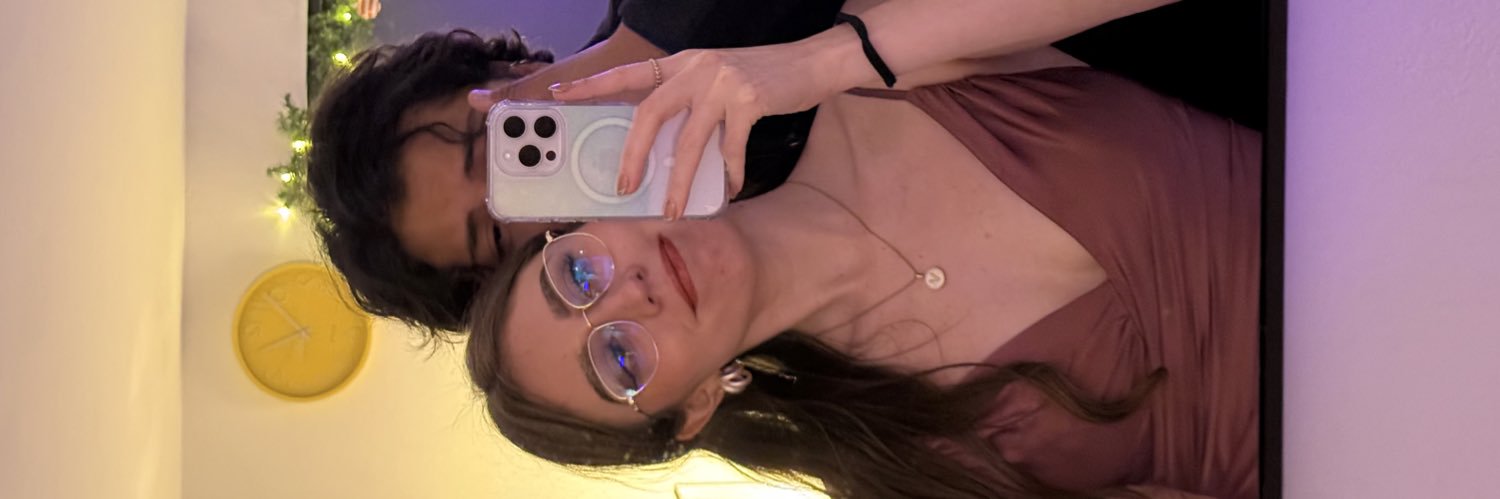 ivaleeherrera's profile banner image