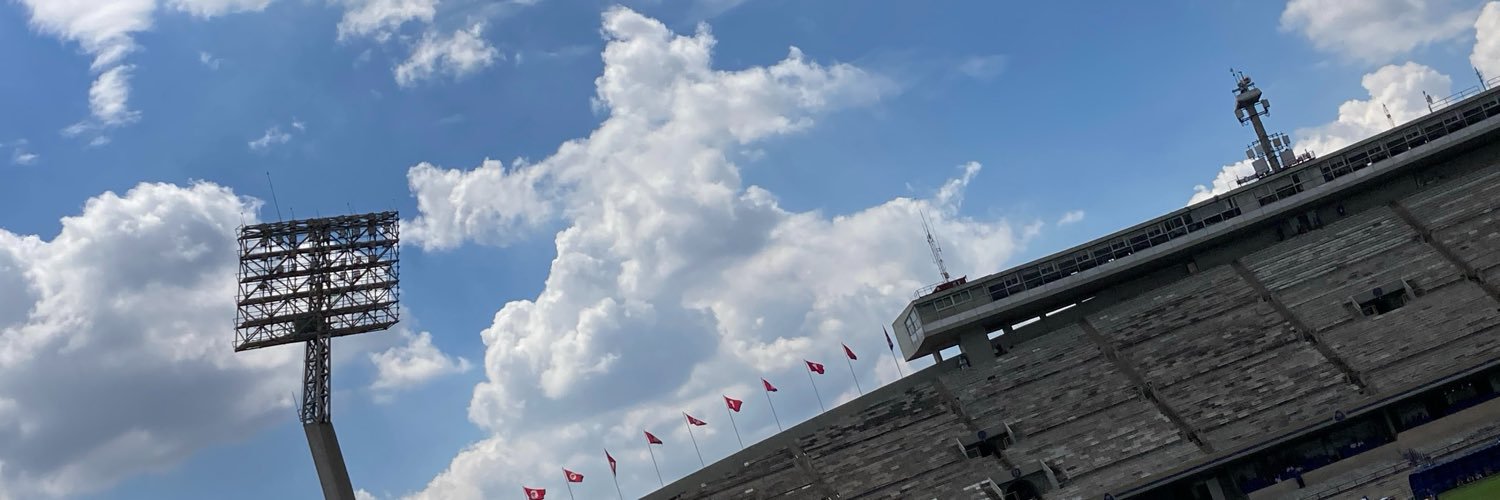 deyaesk's profile banner image