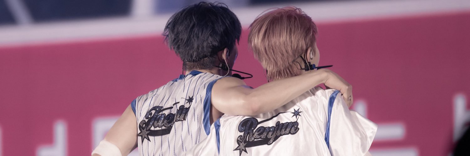 doydossi's profile banner image
