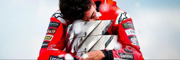 OlmoEnya Profile Banner