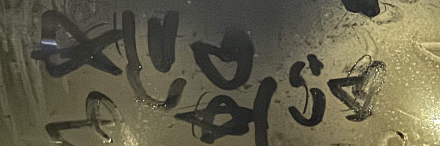 luuuvtri's profile banner image