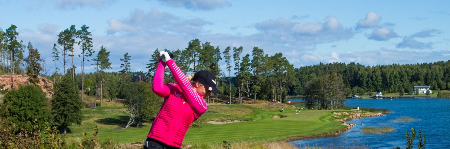 Lαυrα Beveridge banner