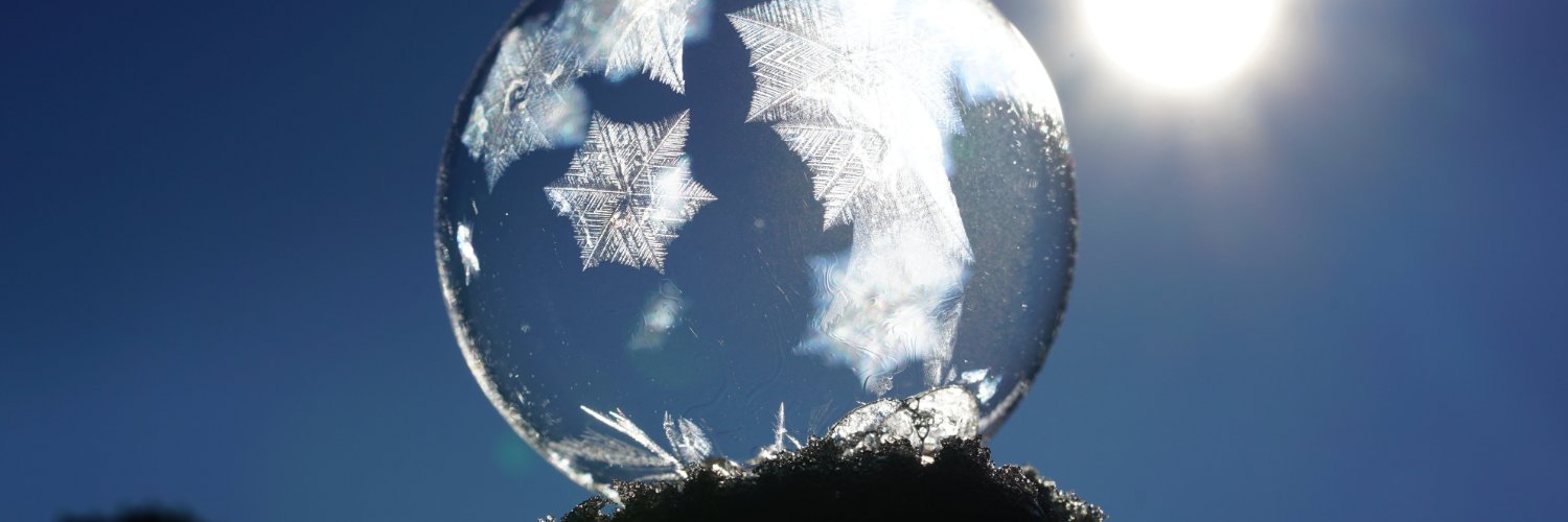 Magics_World's profile banner image