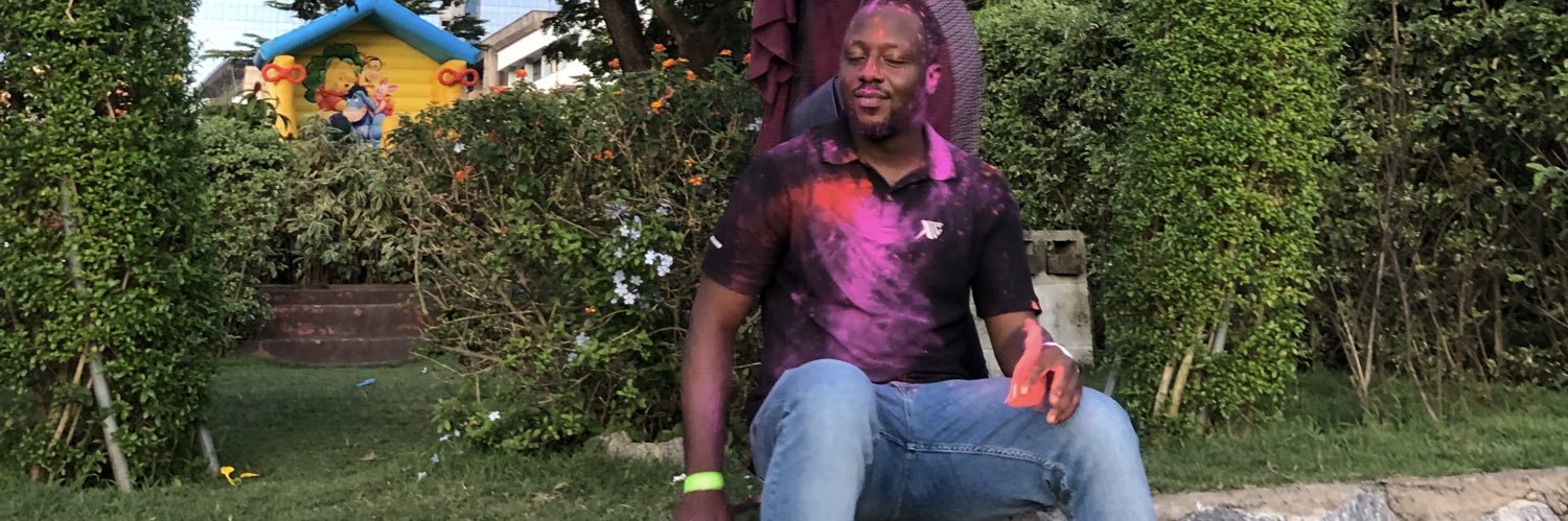 smiloray's profile banner image