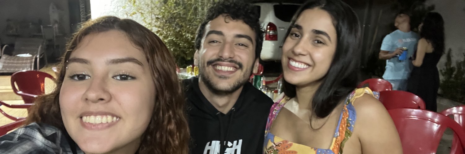 bebea 🤪🫨 banner