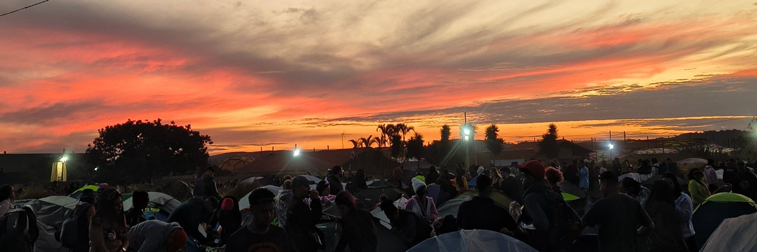 Bagunceira🏄🏾‍♀️ banner