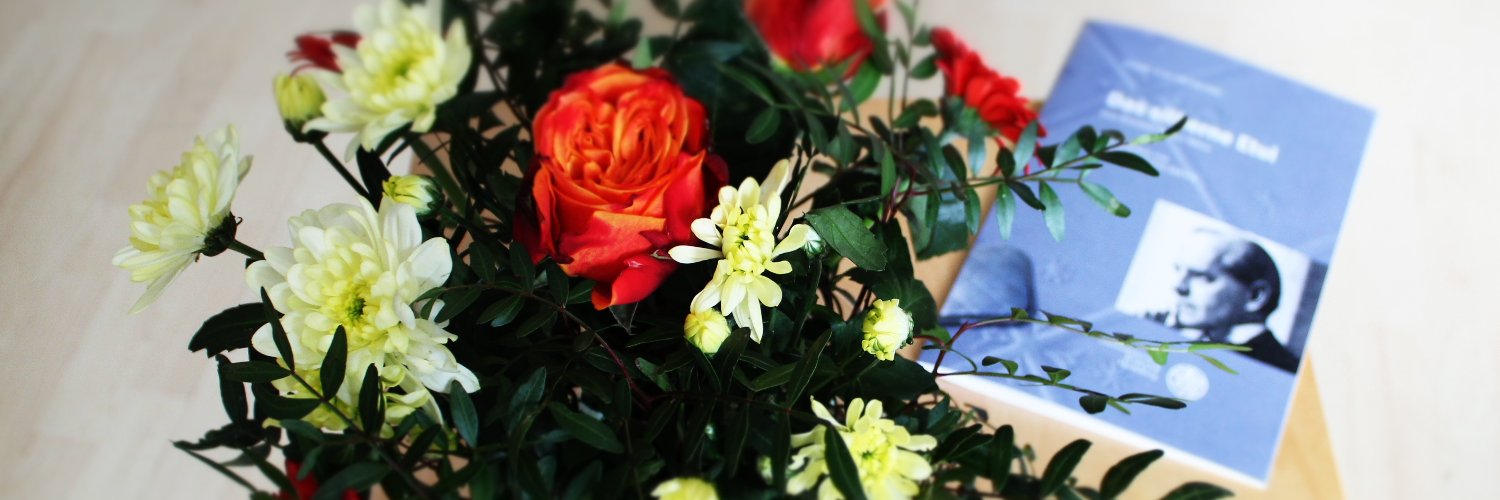 slavtscheva's profile banner image
