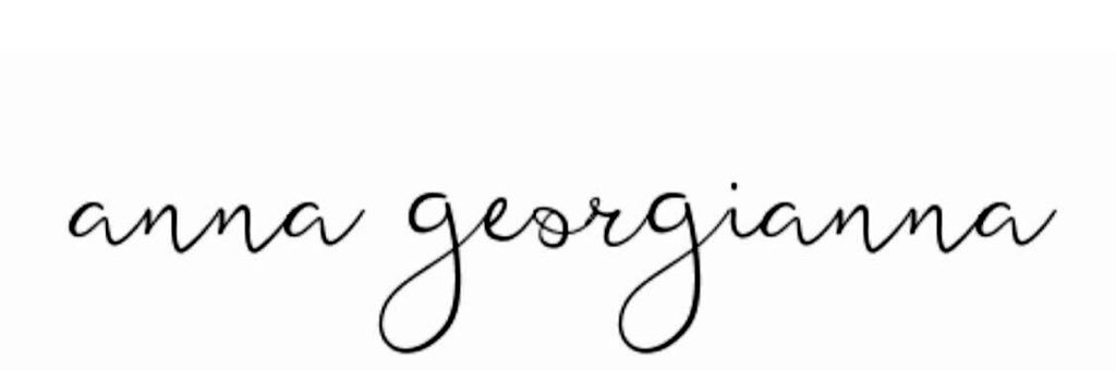 E S banner