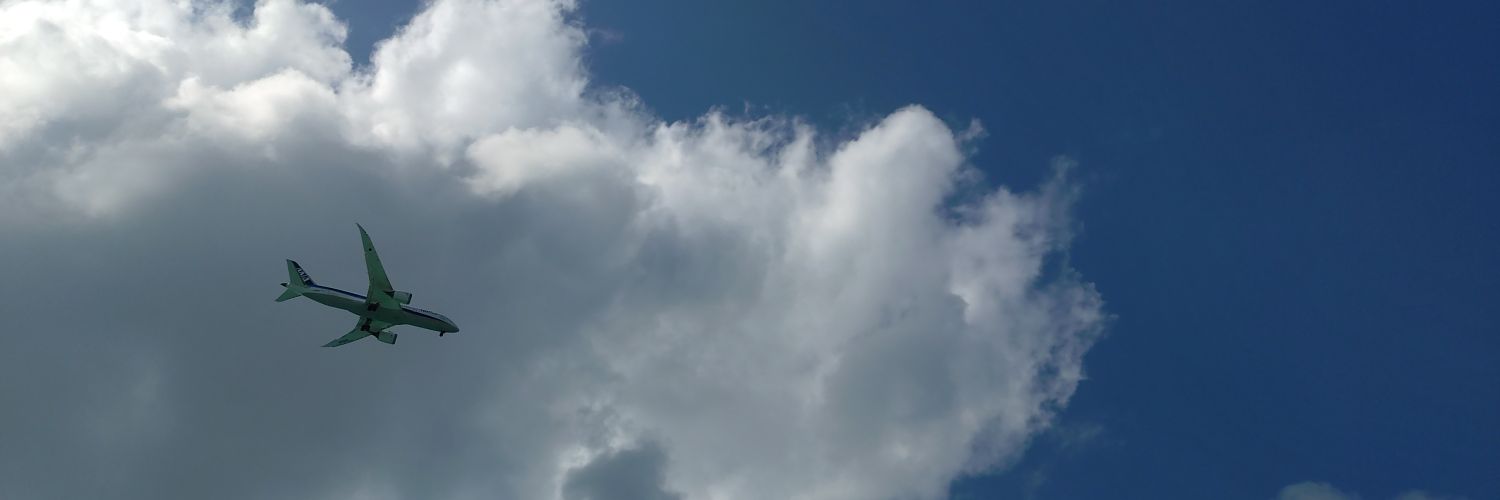 yoshikna's profile banner image